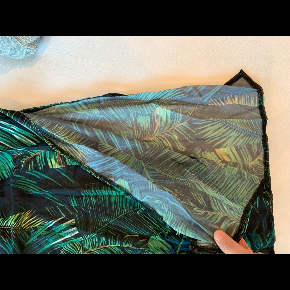Dress - Picture 4 of 6